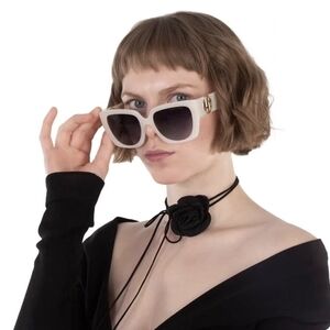 NWOT-Marc Jacobs Ivory Sunglasses with Dark Lenses